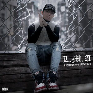 在厨房趴着掀起裙子H
